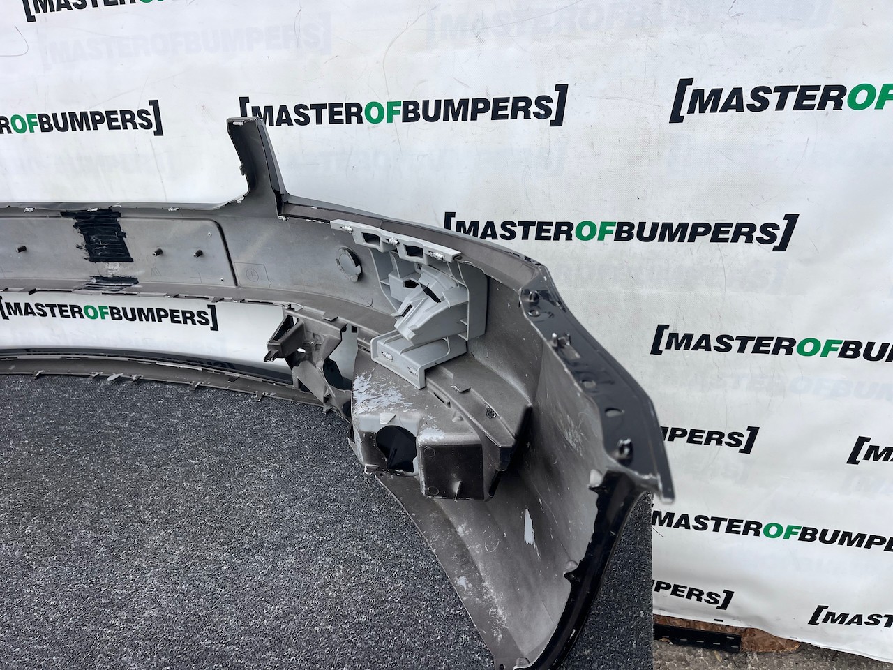 Skoda Octavia Elegance Mk3 2012-2016 Front Bumper No Pdc + Jets Genuine [s706]