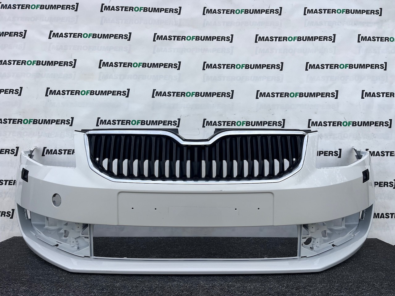 Skoda Octavia Elegance Mk3 2012-2016 Front Bumper No Pdc + Jets Genuine [s710]
