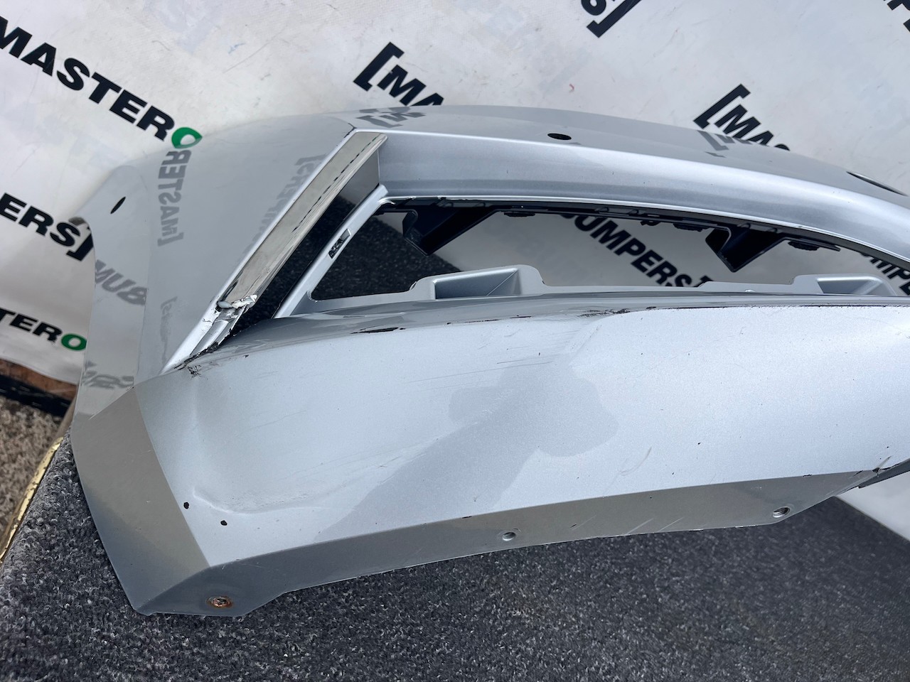 Skoda Superb Sport Line Mk4 2020-2023 Front Bumper 6 Pdc Jets Genuine [s729]