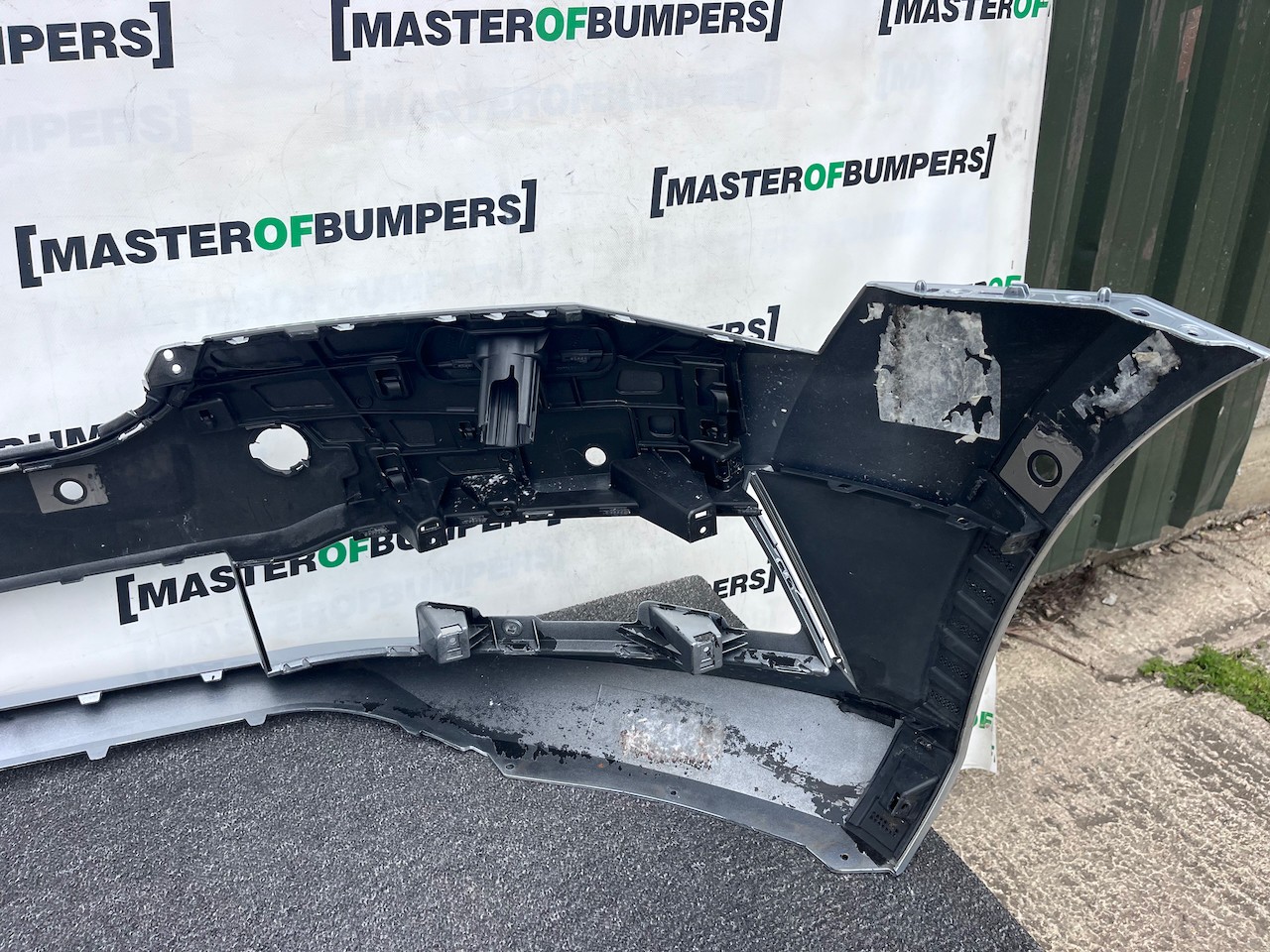 Skoda Superb Sport Line Mk4 2020-2023 Front Bumper 6 Pdc Jets Genuine [s729]