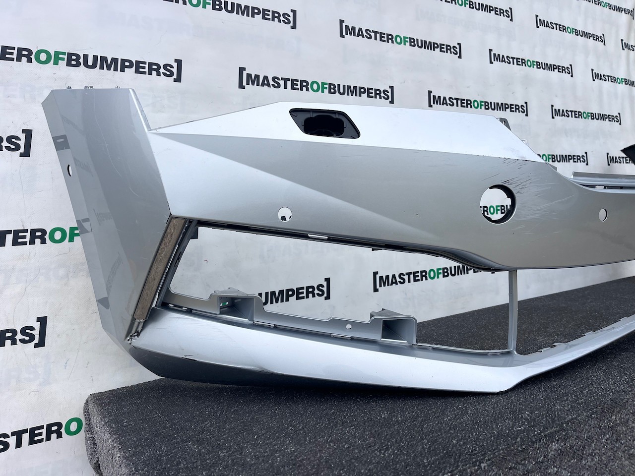 Skoda Superb Sport Line Mk4 2020-2023 Front Bumper 6 Pdc Jets Genuine [s729]