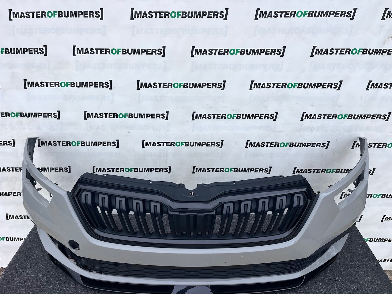 Skoda Kamiq Monte Carlo Hatchback 2019-2023 Front Bumper Pdc Genuine [s731]