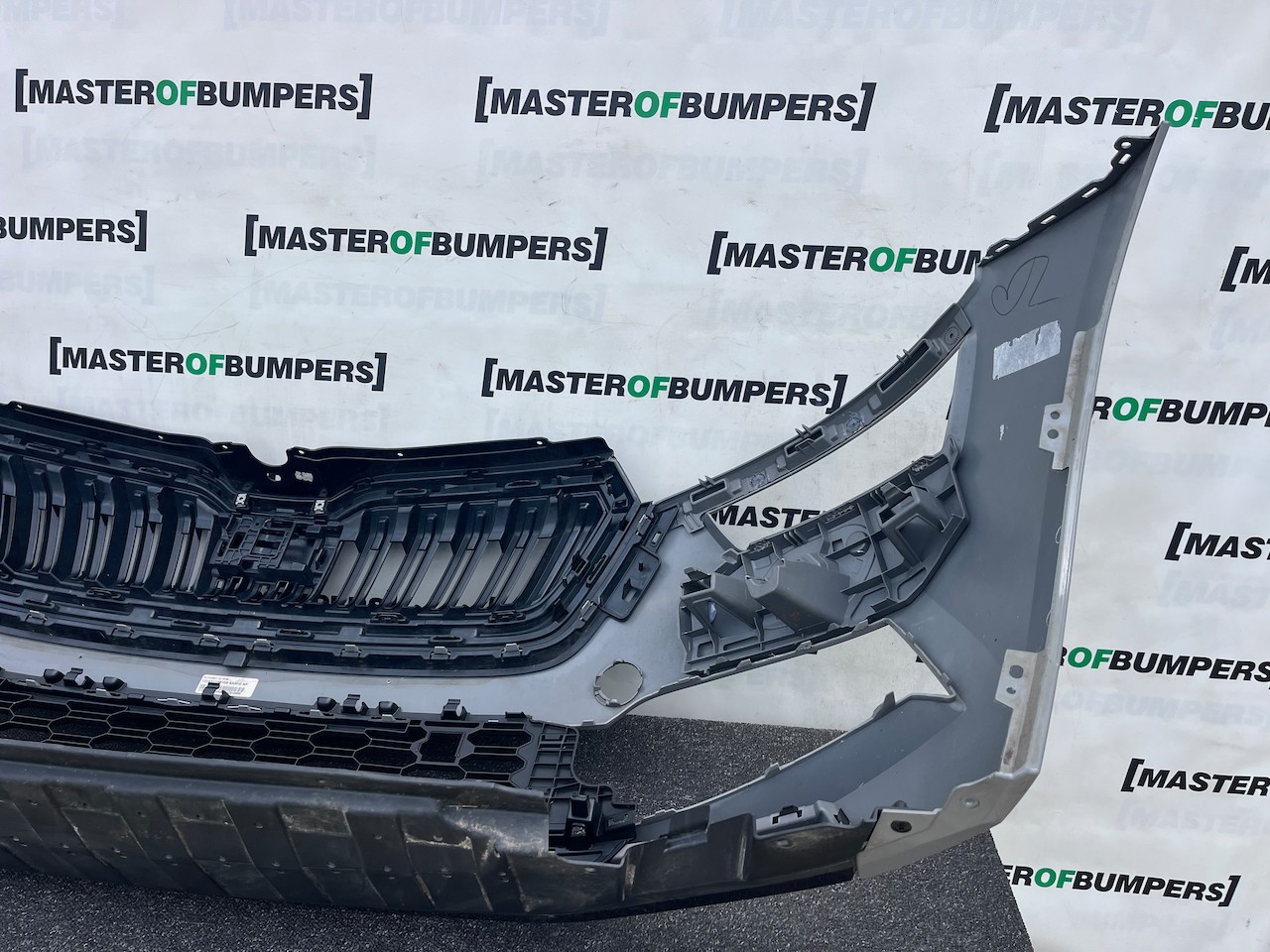 Skoda Kamiq Monte Carlo Hatchback 2019-2023 Front Bumper Pdc Genuine [s731]