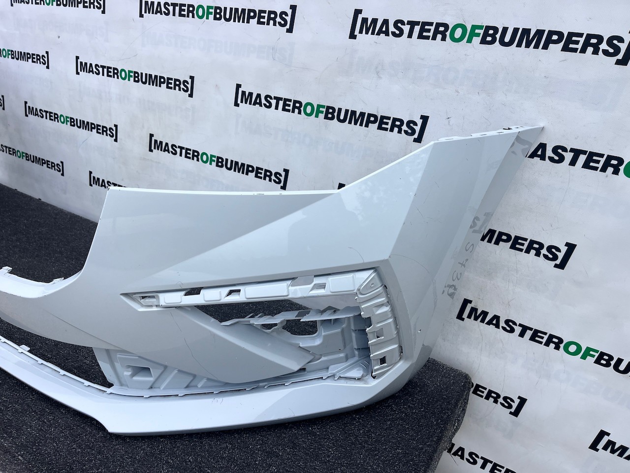 Skoda Scala Se Technology Hatchback 2024-2027 Front Bumper No Pdc Genuine [s730]