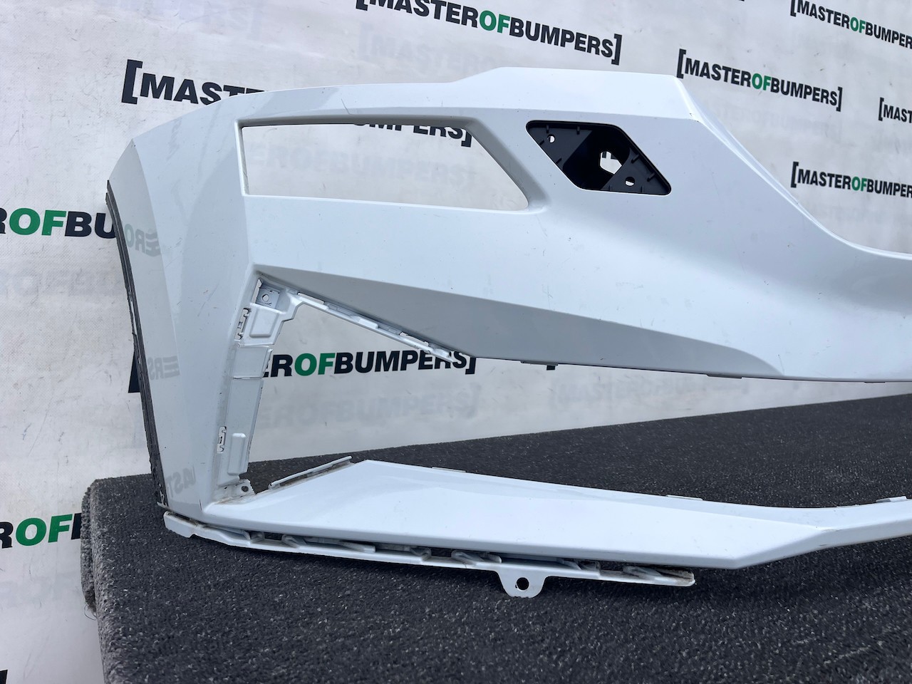 Skoda Karoq Se Active Mk1 Lift 2022-2024 Front Bumper Pdc Jets Genuine [s732]