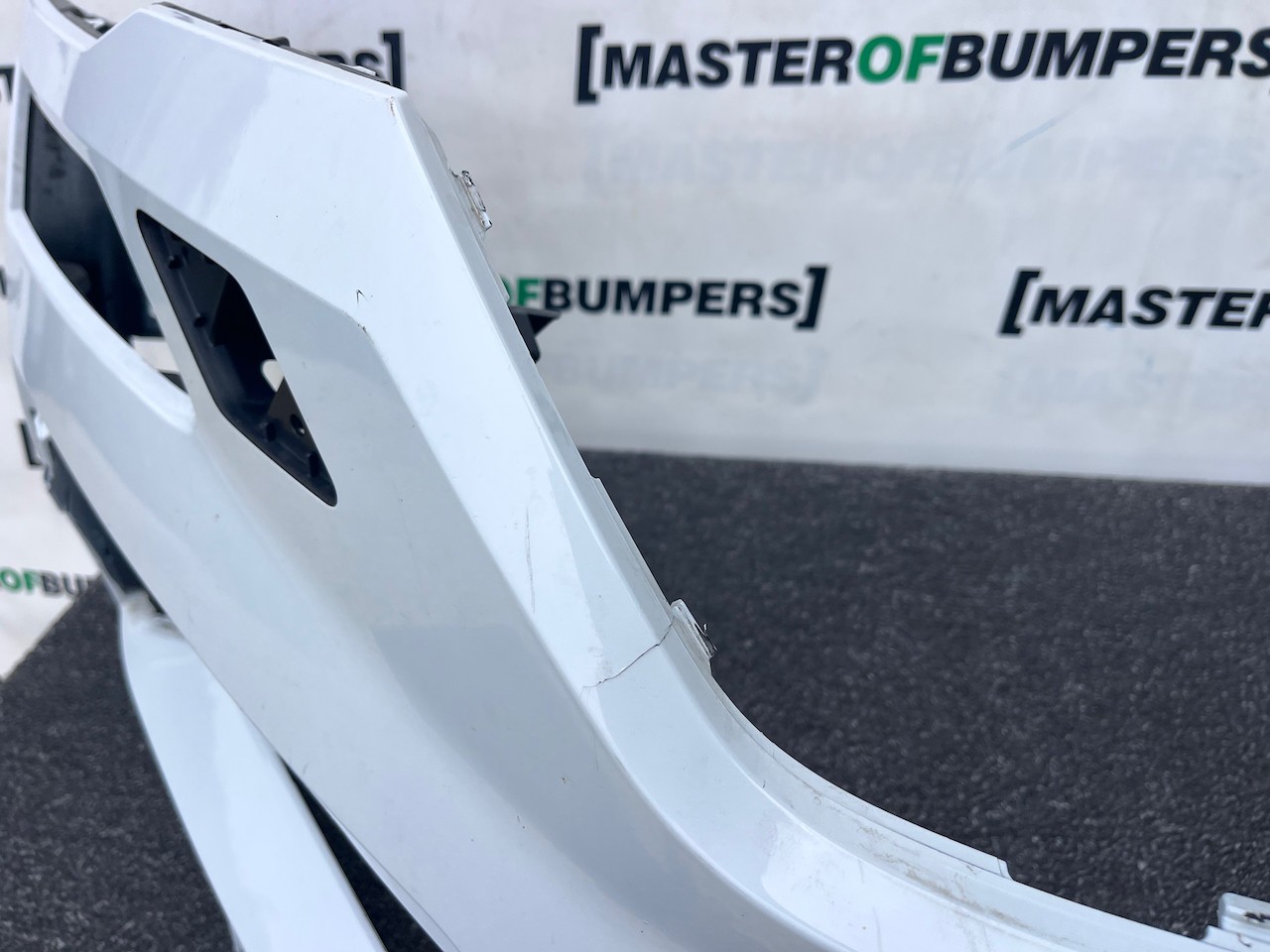 Skoda Karoq Se Active Mk1 Lift 2022-2024 Front Bumper Pdc Jets Genuine [s732]