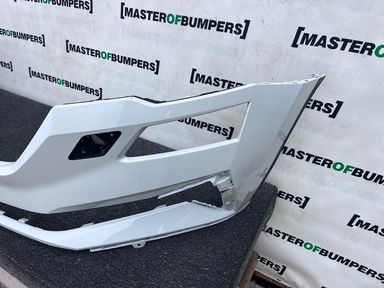 Skoda Karoq Se Active Mk1 Lift 2022-2024 Front Bumper Pdc Jets Genuine [s732]
