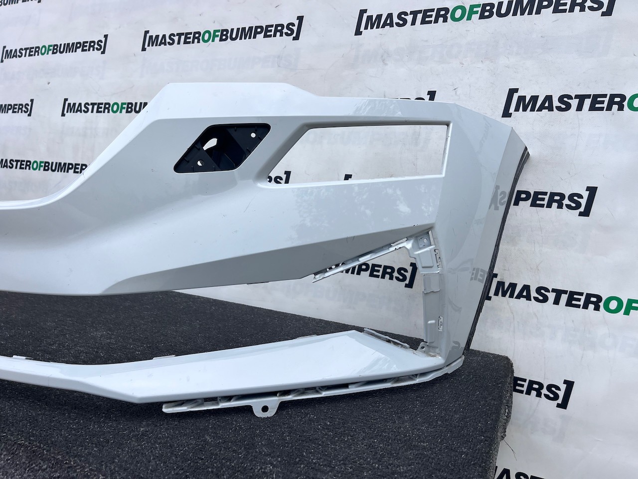 Skoda Karoq Se Active Mk1 Lift 2022-2024 Front Bumper Pdc Jets Genuine [s732]