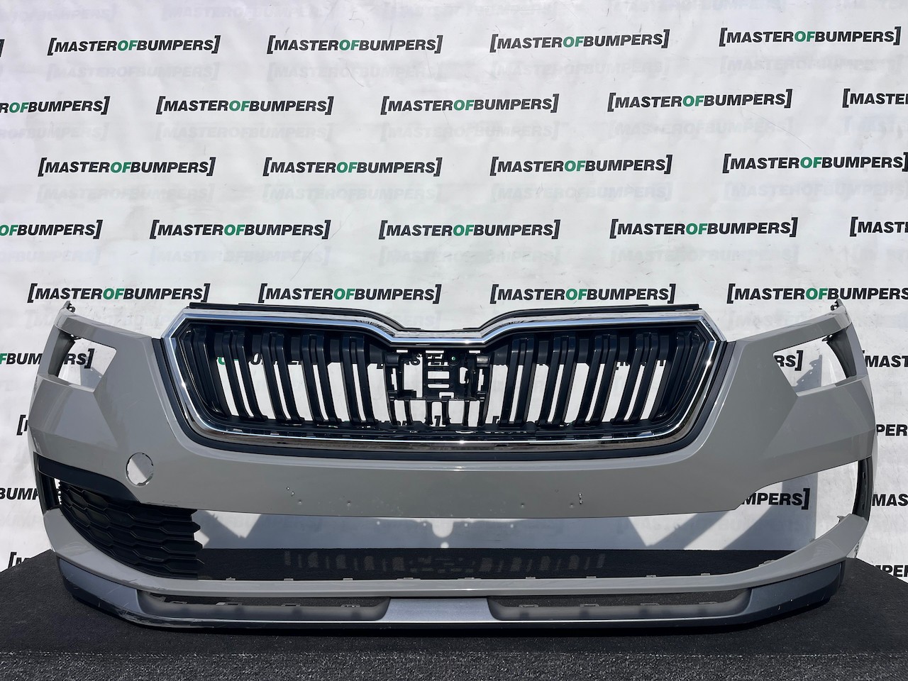 Skoda Kamiq Monte Carlo Se Hatchback 2019-2023 Front Bumper Pdc Genuine [s736]