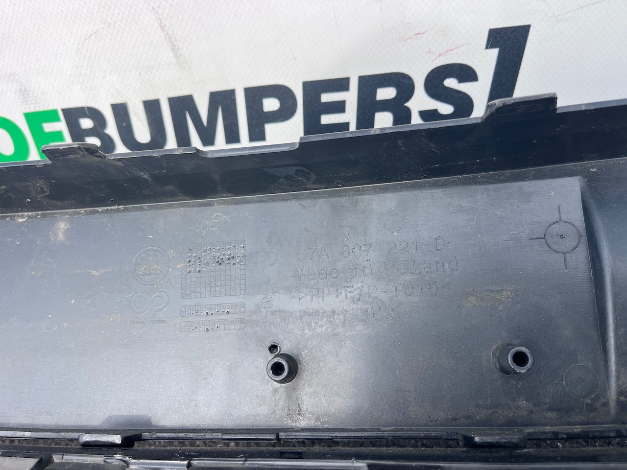 Skoda Karoq Se Active Mk1 Lift 2022-2024 Front Bumper Jets Genuine [s738]
