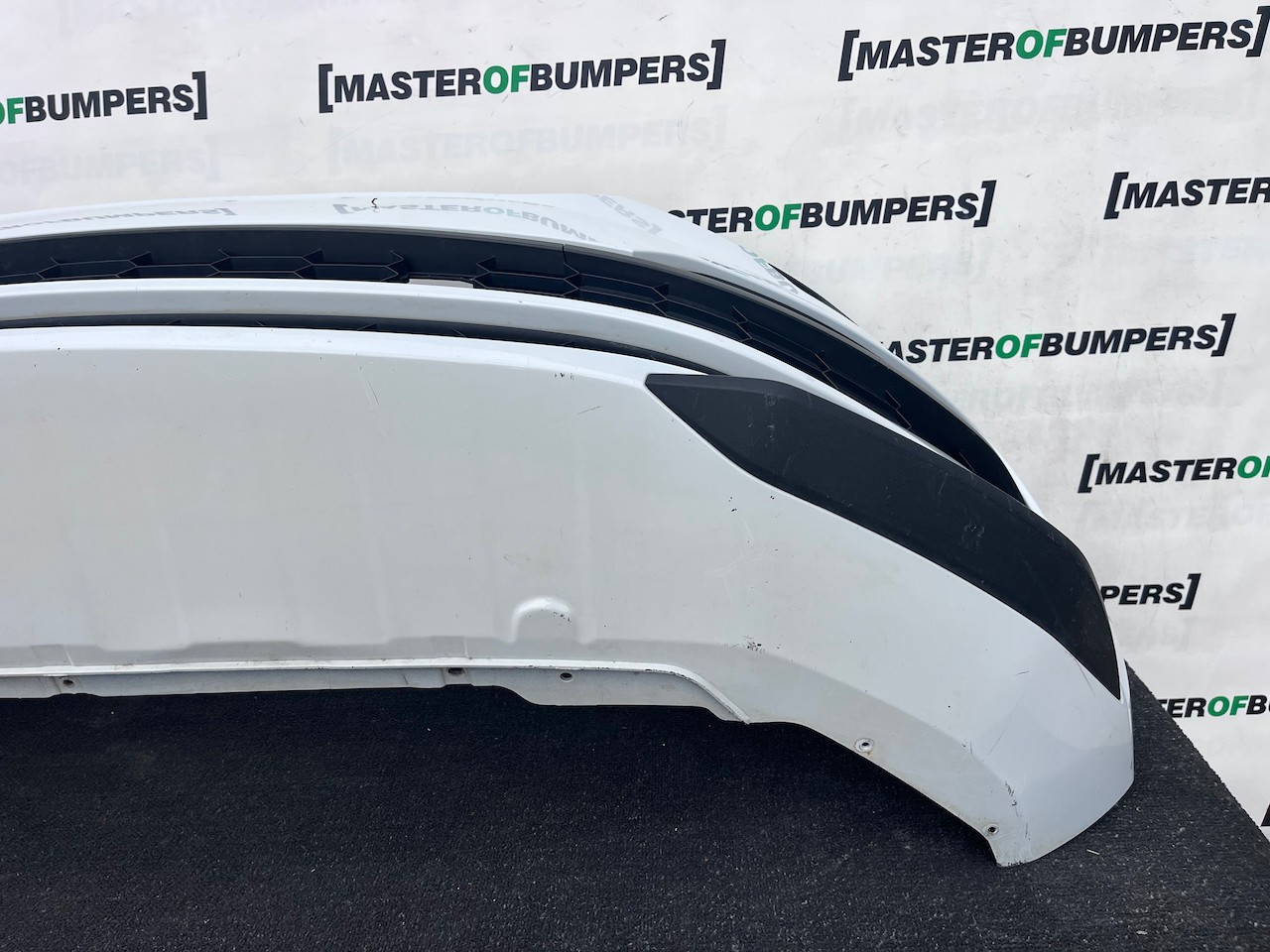 Skoda Karoq Sport Line 2017-2021 Front Bumper 4 Pdc + Jets Genuine [s745]