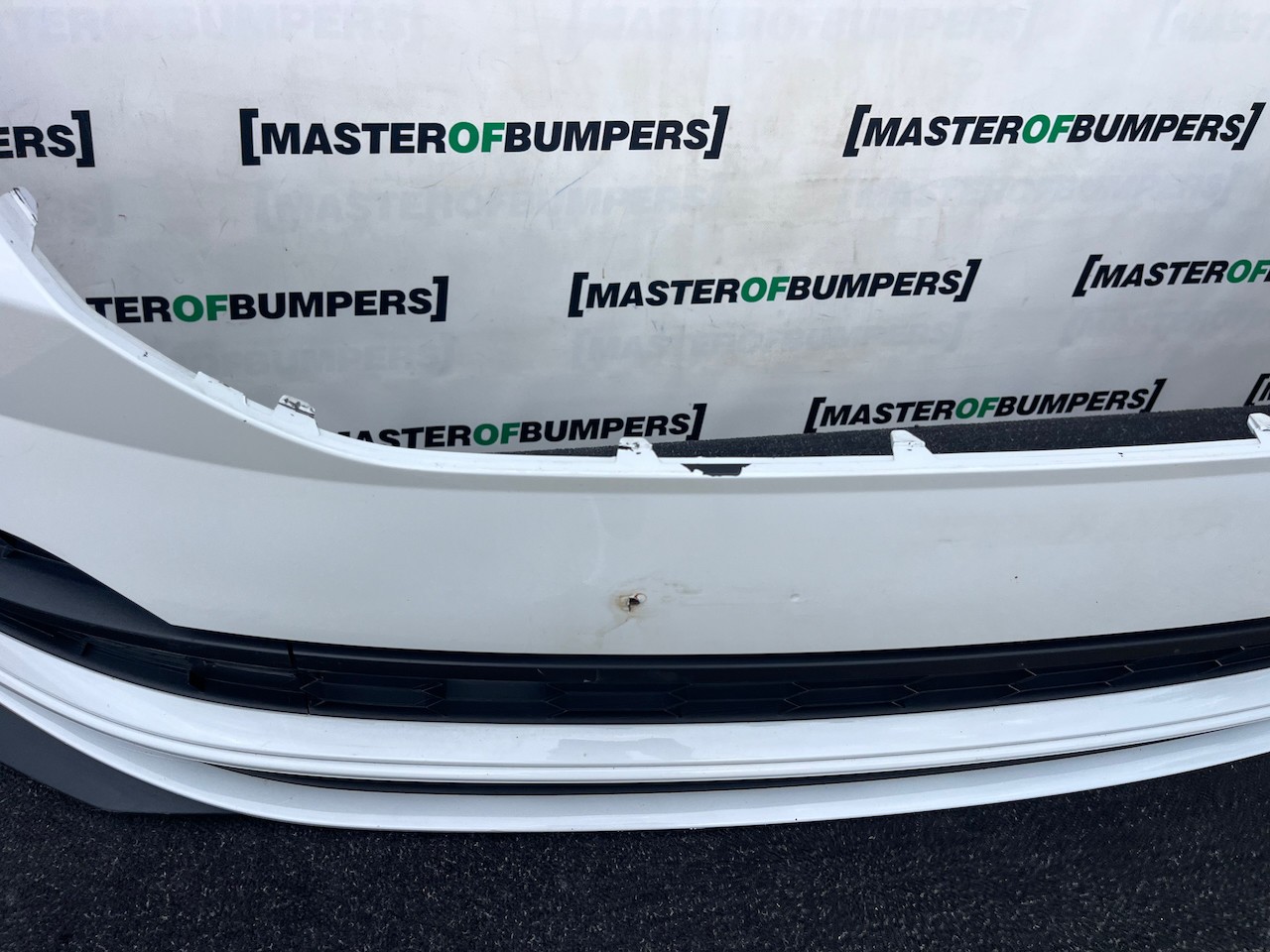 Skoda Karoq Sport Line 2017-2021 Front Bumper 4 Pdc + Jets Genuine [s745]
