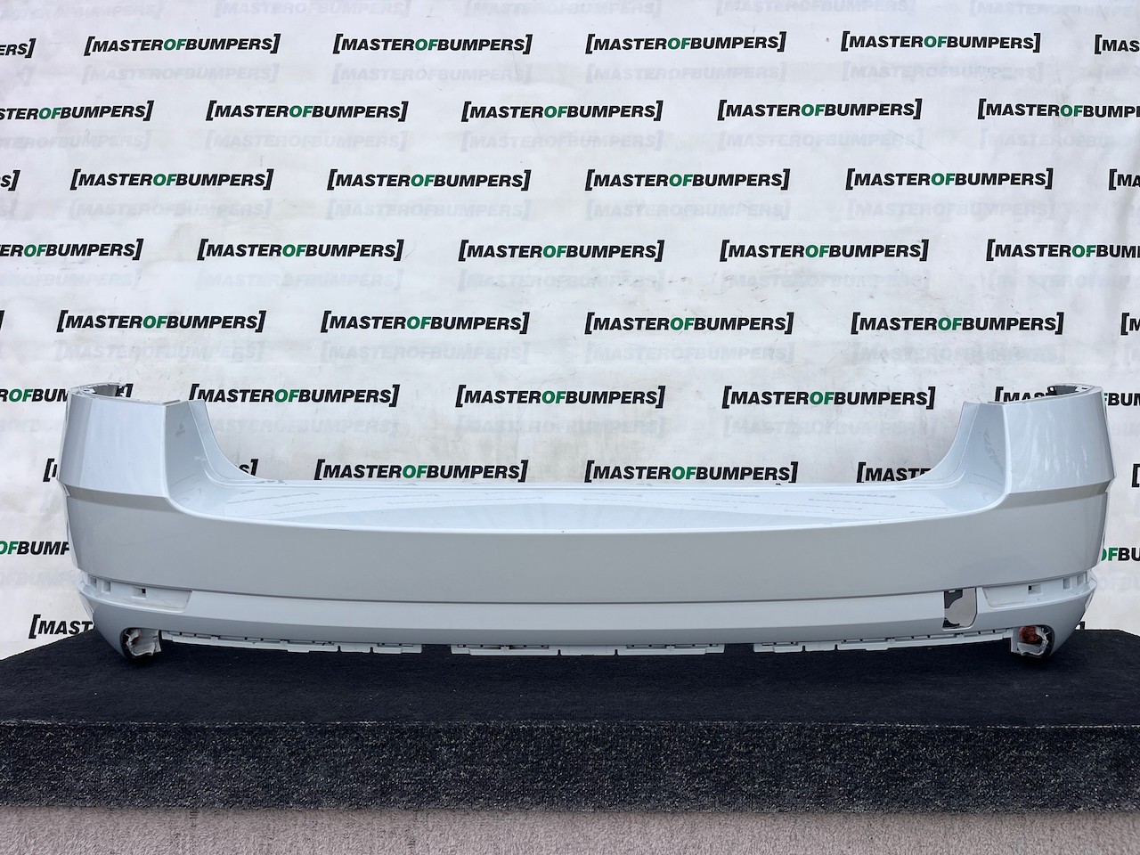 Skoda Octavia Se Estate Only Mk2 Lift 2017-2020 Rear Bumper 4 Pdc Genuine [s746]