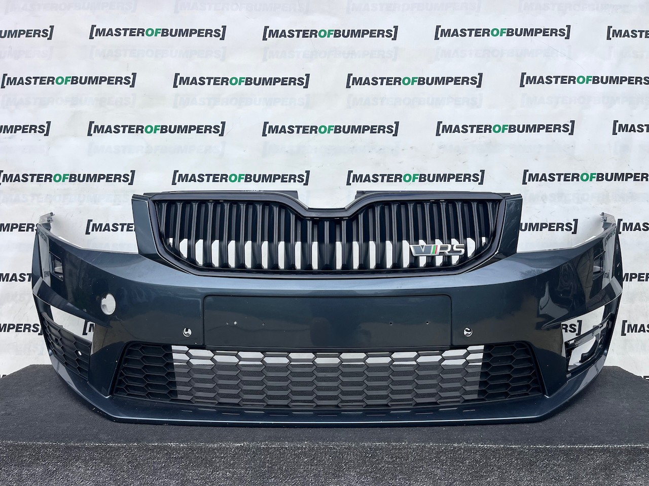 Skoda Octavia Vrs Mk3 2012-2016 Front Bumper 4 Pdc Jets Genuine [s748]
