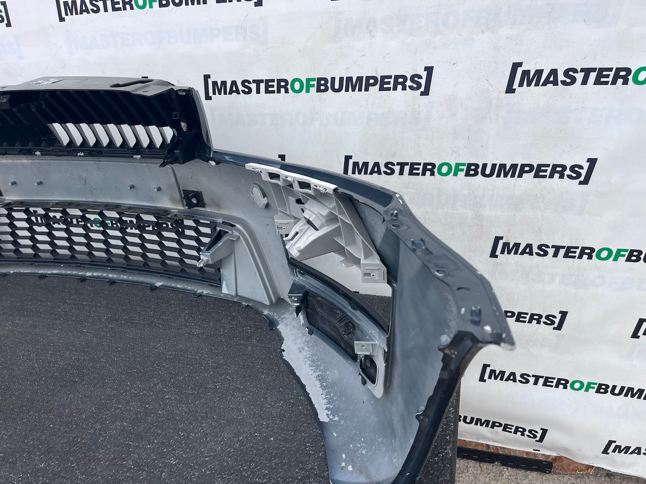Skoda Octavia Vrs Mk3 2012-2016 Front Bumper 4 Pdc Jets Genuine [s748]