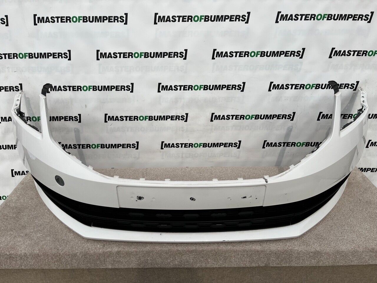 Skoda Octavia Se Mk3 Facelift 2016-2019 Front Bumper No Pdc Genuine [s384]
