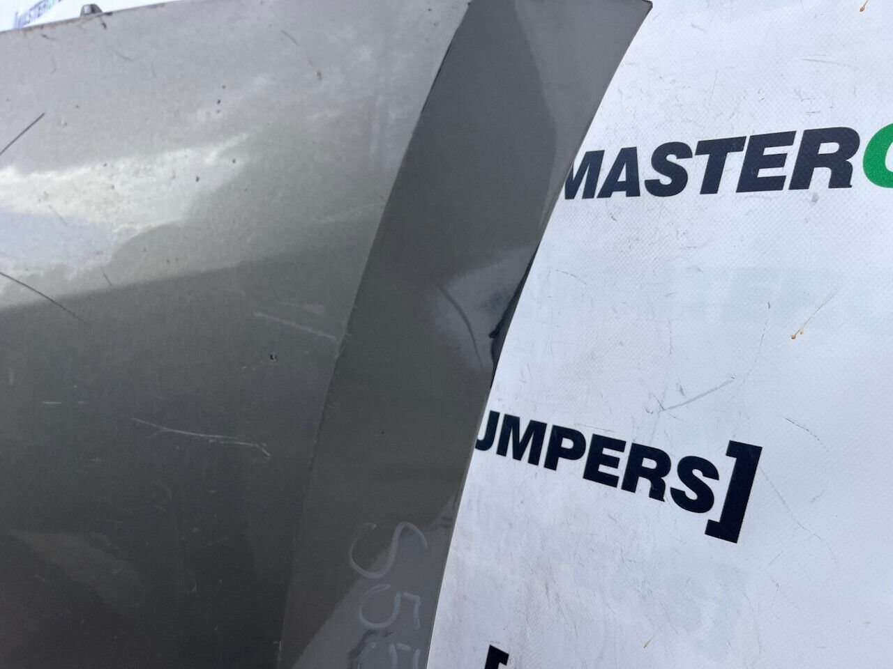 Skoda Superb Salon Estate Mk3 2015-2019 Front Bumper 4 Pdc +jets Genuine [s556]