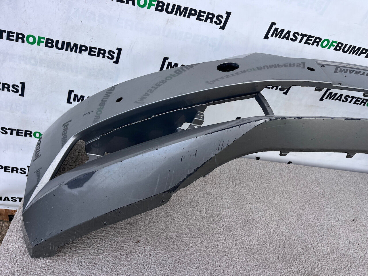 Skoda Superb Salon Estate Mk3 2015-2019 Front Bumper 4 Pdc +jets Genuine [s556]
