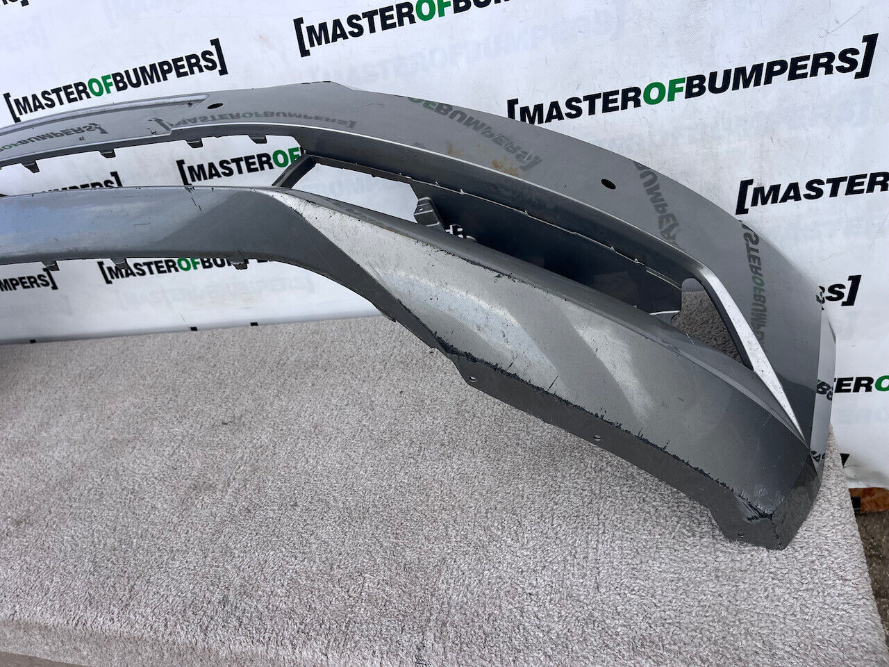 Skoda Superb Salon Estate Mk3 2015-2019 Front Bumper 4 Pdc +jets Genuine [s556]