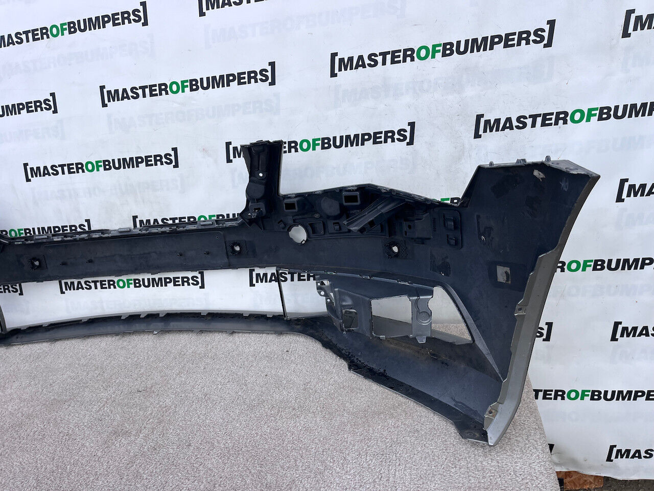 Skoda Superb Salon Estate Mk3 2015-2019 Front Bumper 4 Pdc +jets Genuine [s556]