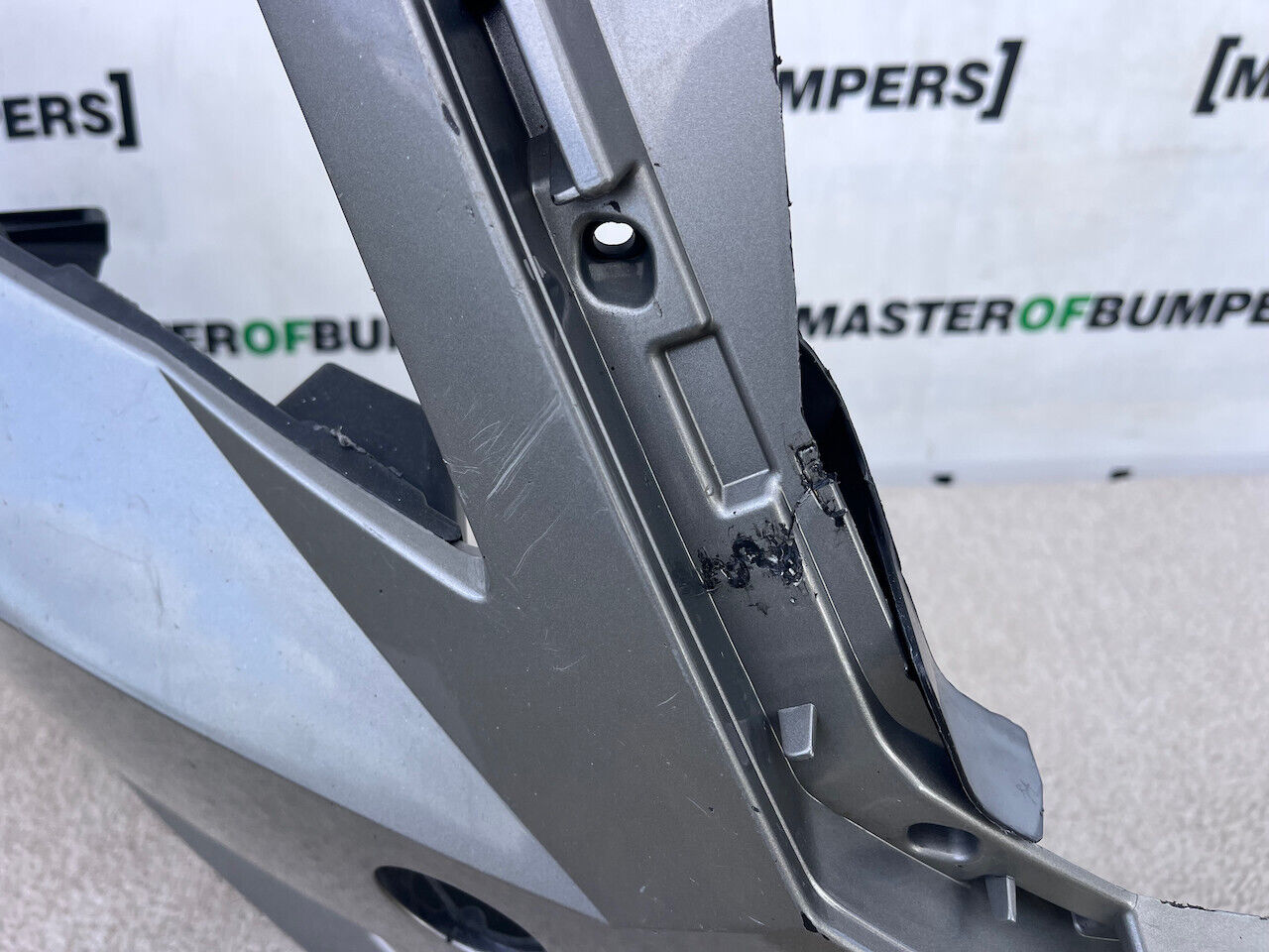 Skoda Superb Salon Estate Mk3 2015-2019 Front Bumper 4 Pdc +jets Genuine [s556]