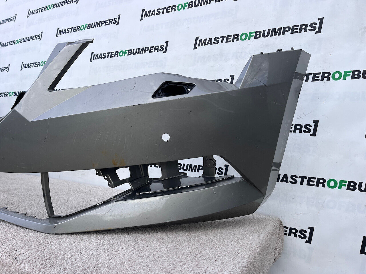 Skoda Superb Salon Estate Mk3 2015-2019 Front Bumper 4 Pdc +jets Genuine [s556]