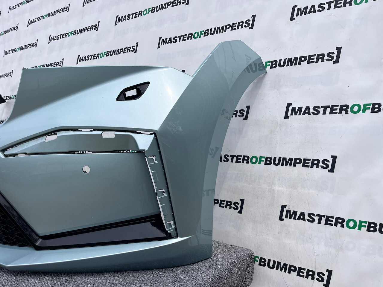 Skoda Enyaq Sportline Plus 2021-2025 Front Bumper 4 Pdc +jets Genuine [s602]