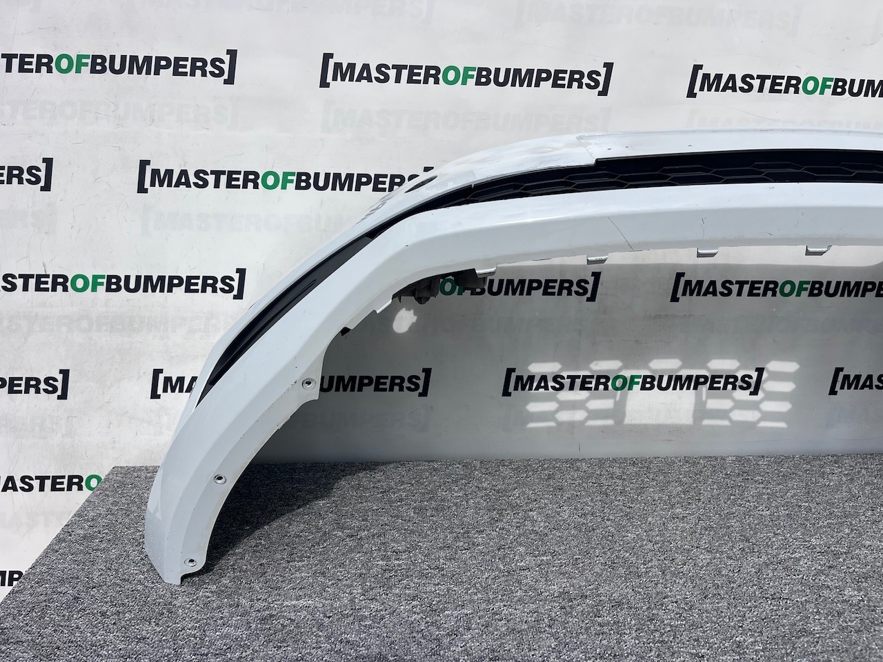 Skoda Fabia Hatchabck Esta Mk3 Lift 2018-2021 Front Bumper No Pdc Genuine [s612]