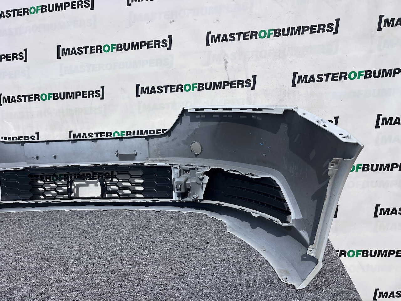 Skoda Fabia Hatchabck Esta Mk3 Lift 2018-2021 Front Bumper No Pdc Genuine [s612]