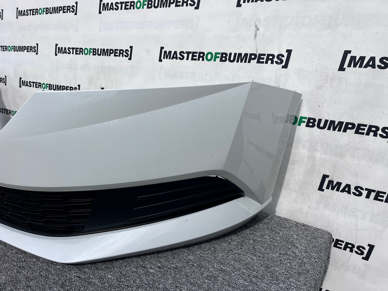 Skoda Fabia Hatchabck Esta Mk3 Lift 2018-2021 Front Bumper No Pdc Genuine [s612]