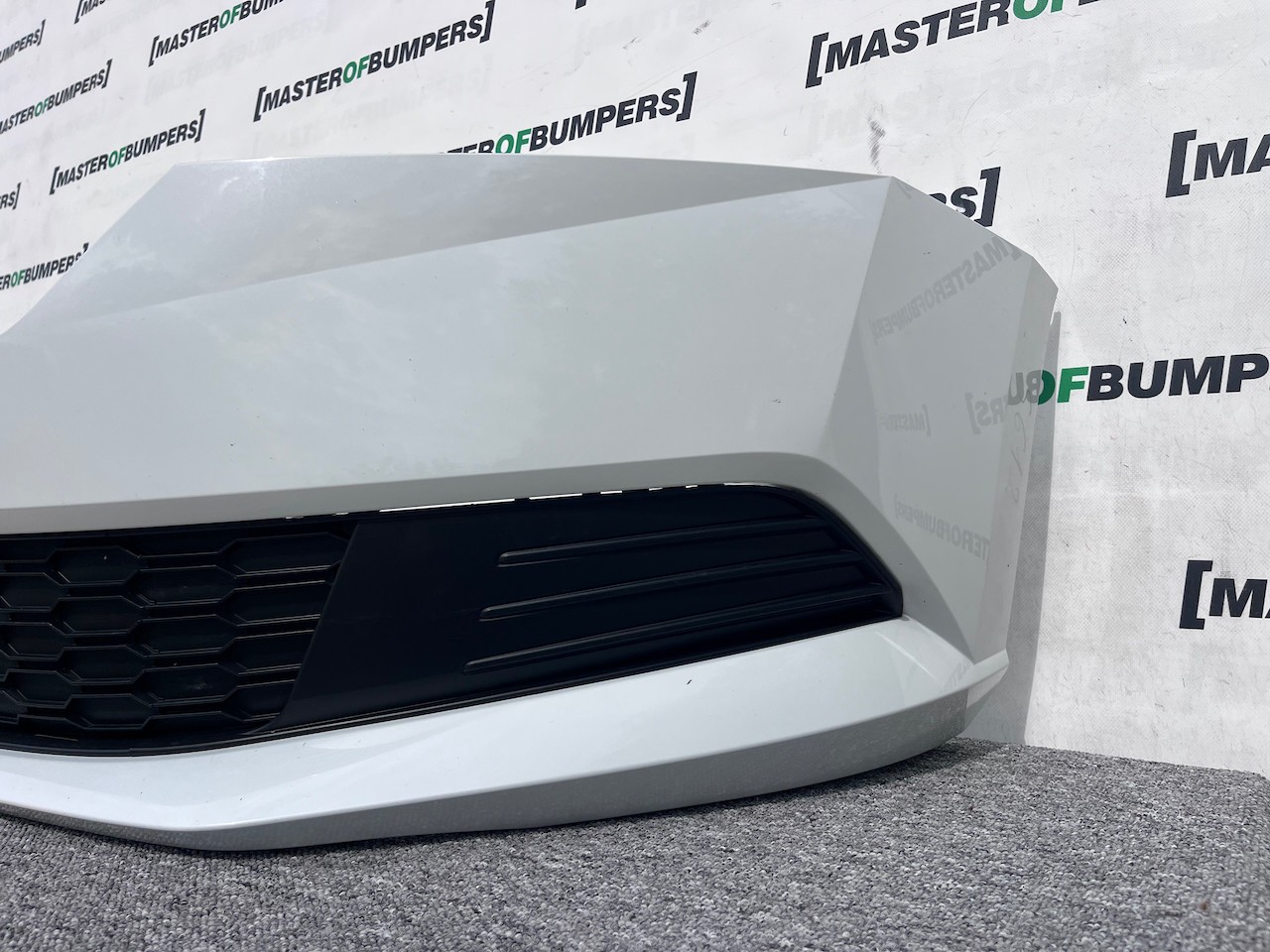 Skoda Fabia Hatchabck Esta Mk3 Lift 2018-2021 Front Bumper No Pdc Genuine [s612]