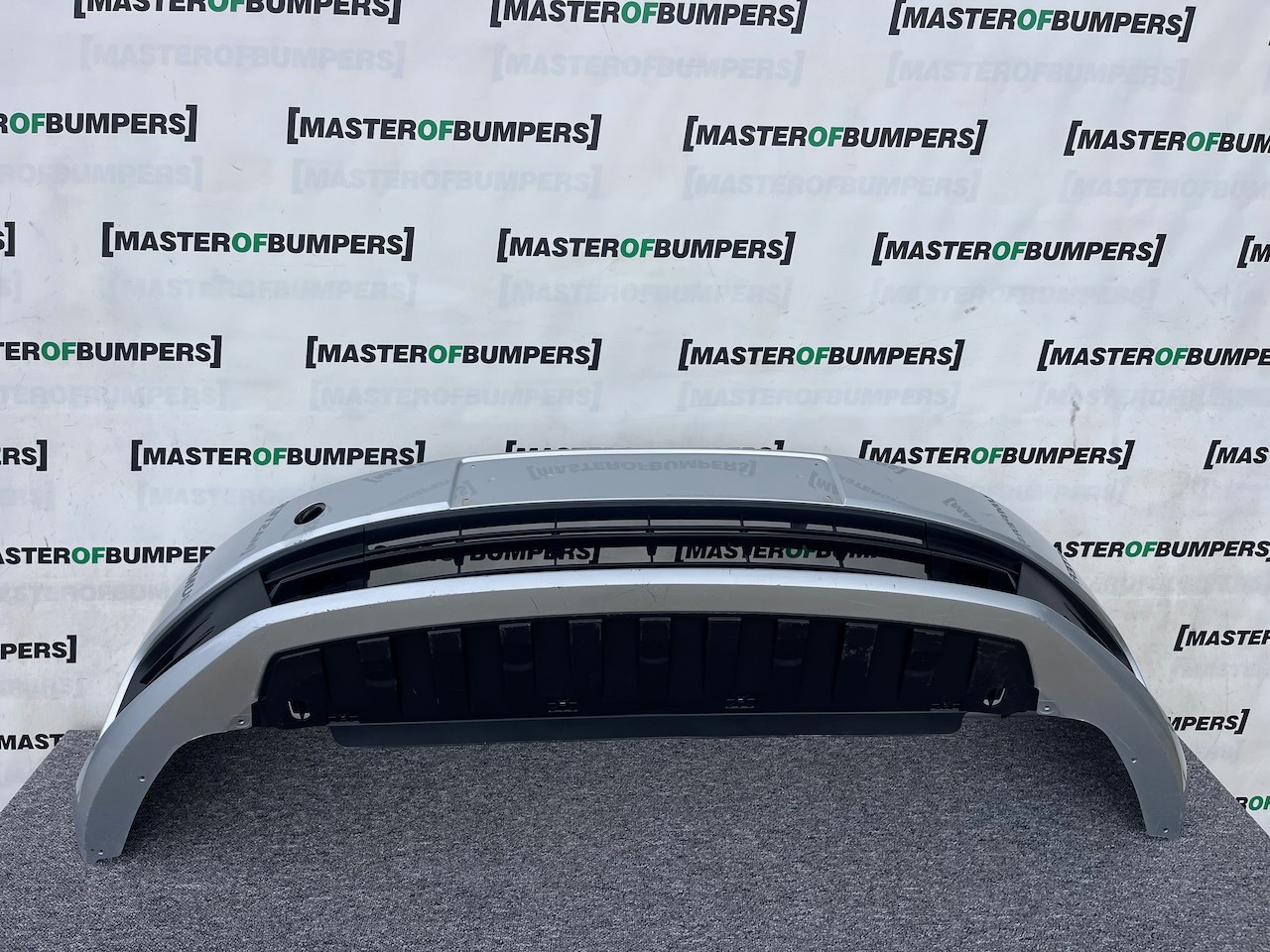 Skoda Fabia Hatchback Mk3 2014-2017 Front Bumper No Pdc Genuine [s626]