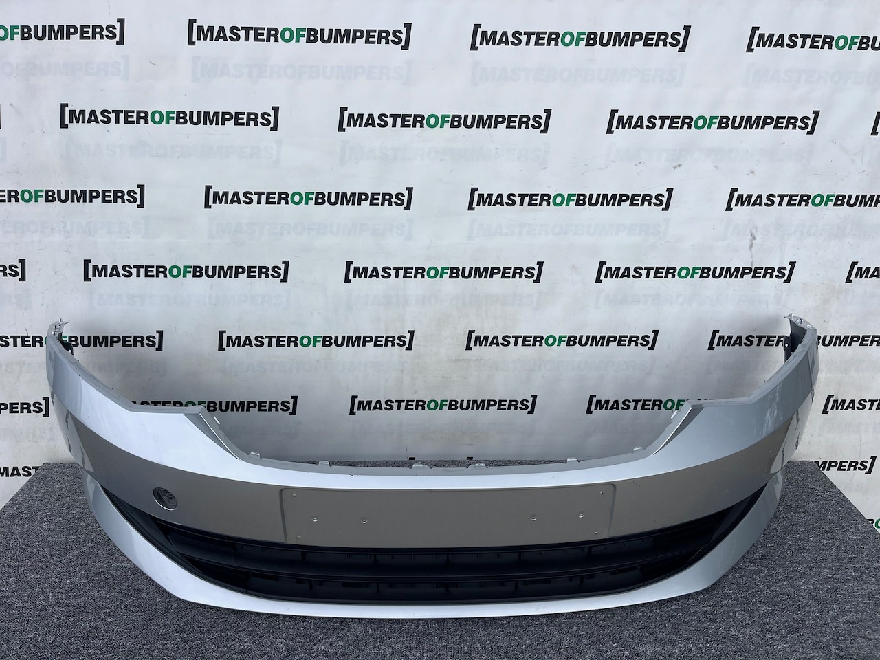 Skoda Fabia Hatchback Mk3 2014-2017 Front Bumper No Pdc Genuine [s626]