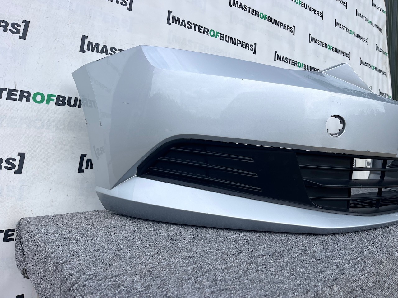 Skoda Fabia Hatchback Mk3 2014-2017 Front Bumper No Pdc Genuine [s626]