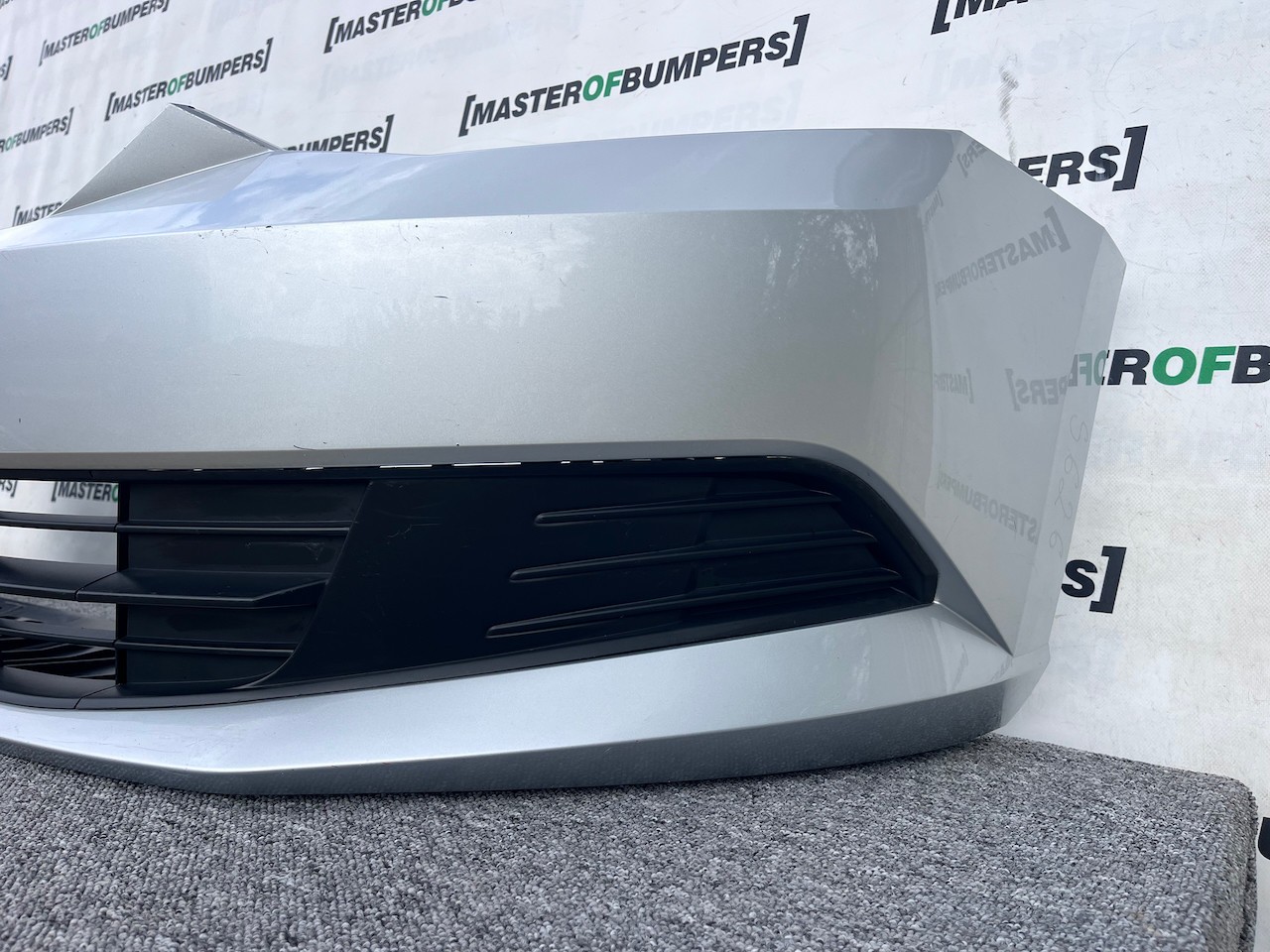 Skoda Fabia Hatchback Mk3 2014-2017 Front Bumper No Pdc Genuine [s626]