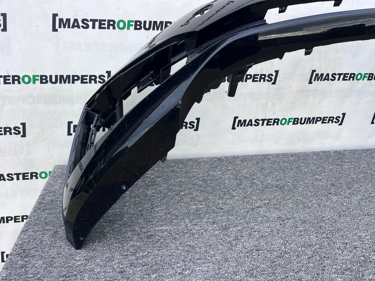 Skoda Octavia Clasic Mk4 2021-2024 Front Bumper 6 Pdc & Jets Genuine [s630]