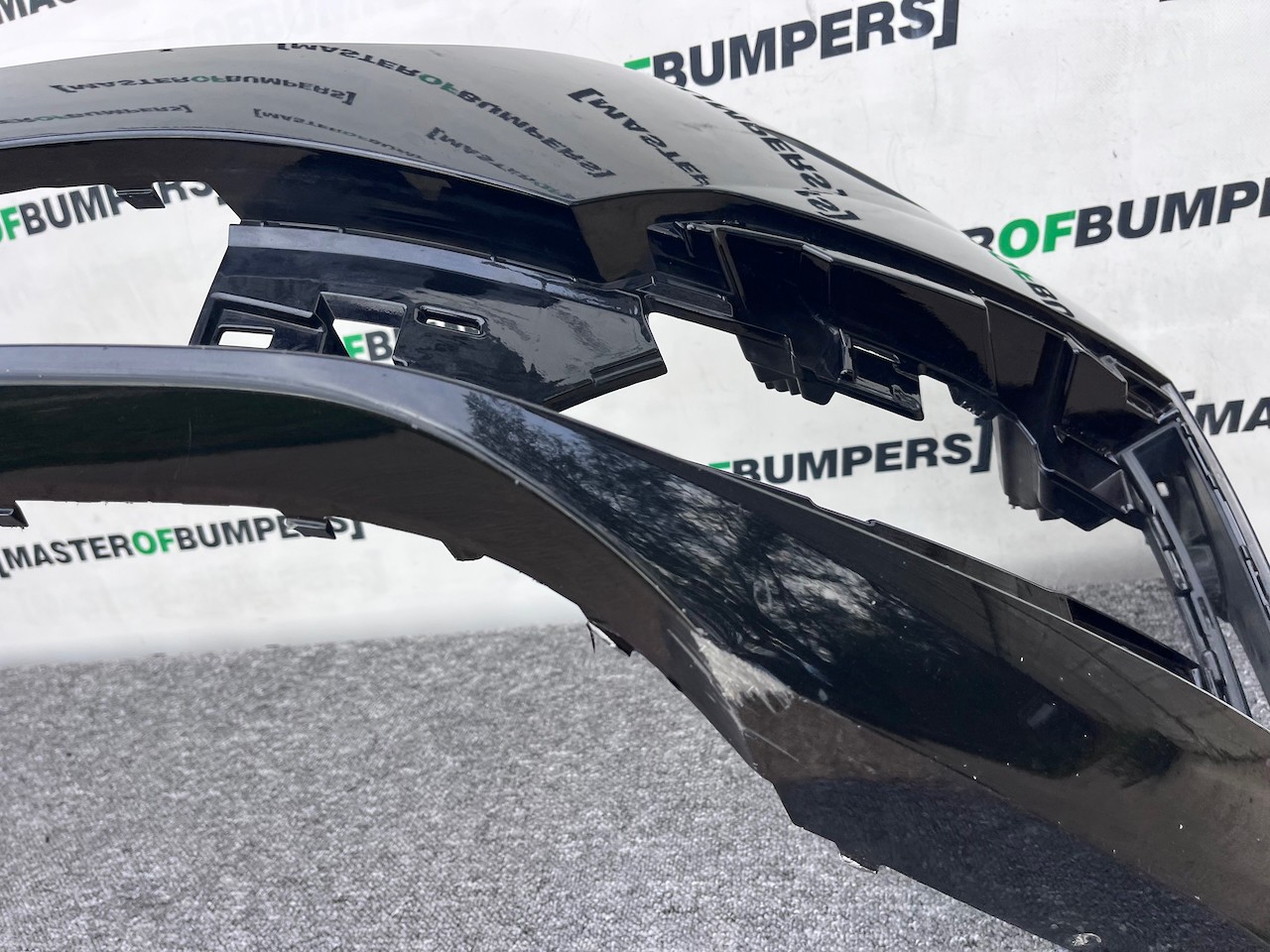 Skoda Octavia Clasic Mk4 2021-2024 Front Bumper 6 Pdc & Jets Genuine [s630]