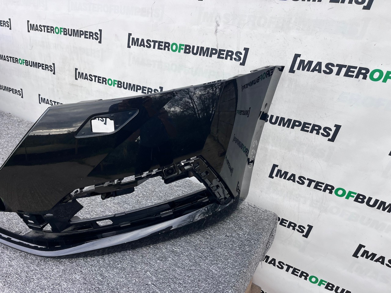 Skoda Octavia Clasic Mk4 2021-2024 Front Bumper 6 Pdc & Jets Genuine [s630]