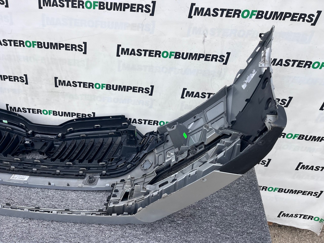 Skoda Octavia Scout Mk4 Estate 2021-2024 Front Bumper 6 Pdc Jets Genuine [s629]