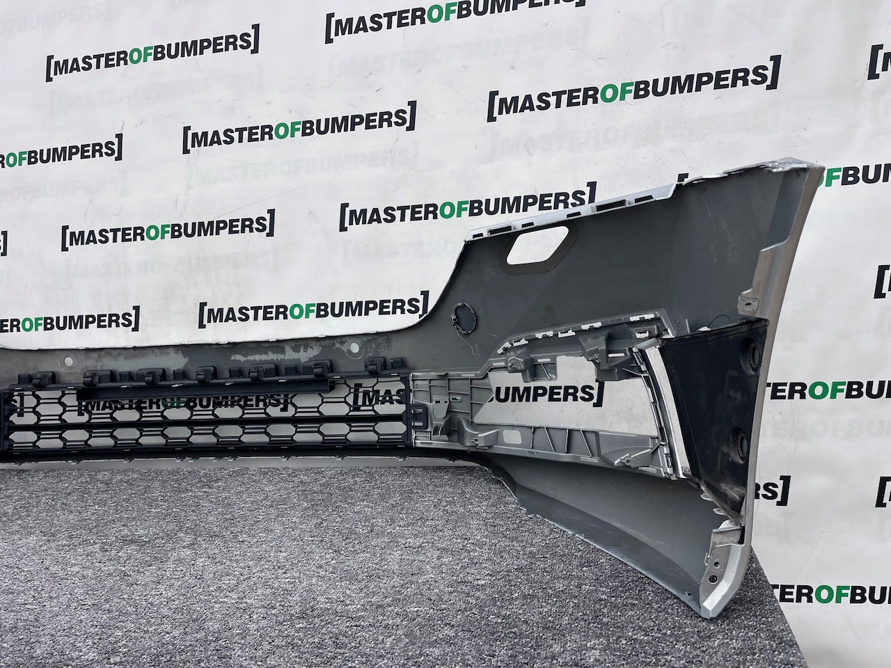 Skoda Octavia Mk4 Saloon Estate 2020-2023 Front Bumper Jets Holes Genuine [s640]