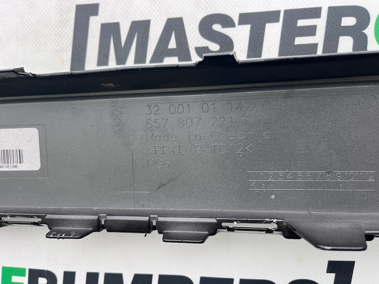 Skoda Scala Se Technology Hatchback 2024-on Front Bumper 4 Pdc Genuine [s648]