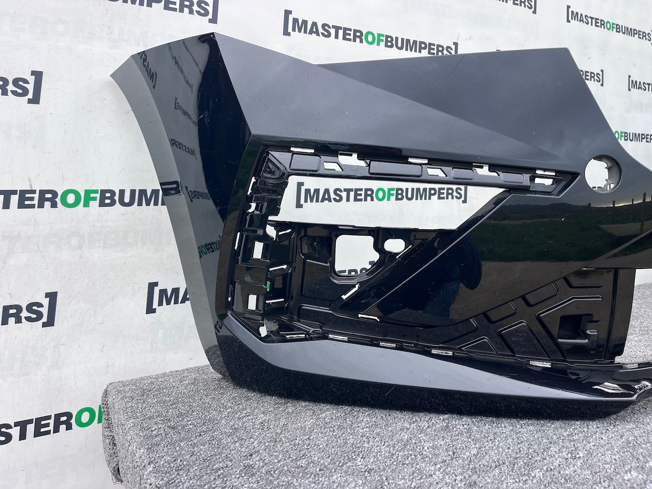 Skoda Scala Se Technology Hatchback 2024-on Front Bumper 4 Pdc Genuine [s648]