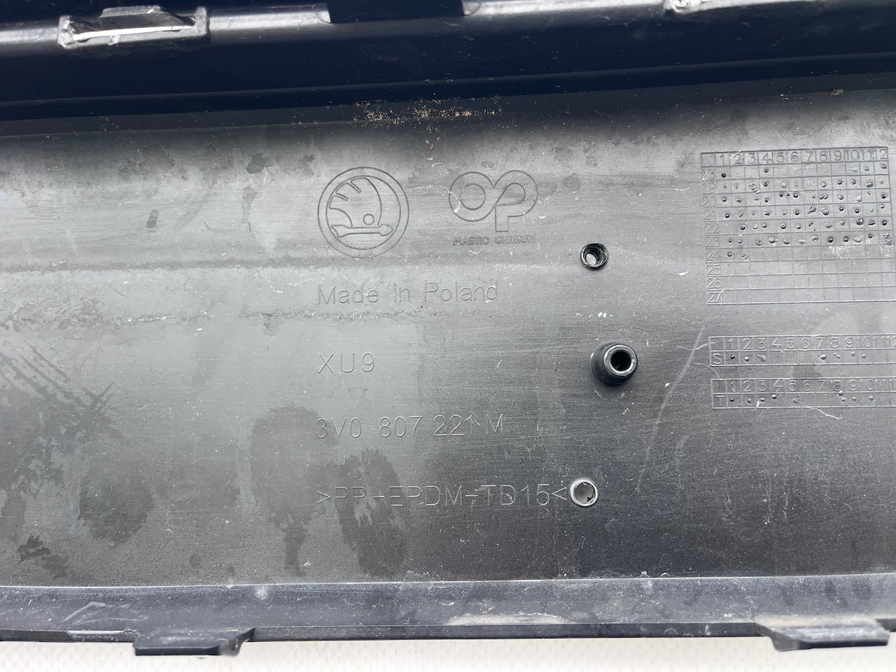 Skoda Superb Sel Saloon Esta Mk4 2020-23 Front Bumper 6 Pdc Jets Genuine [s664]