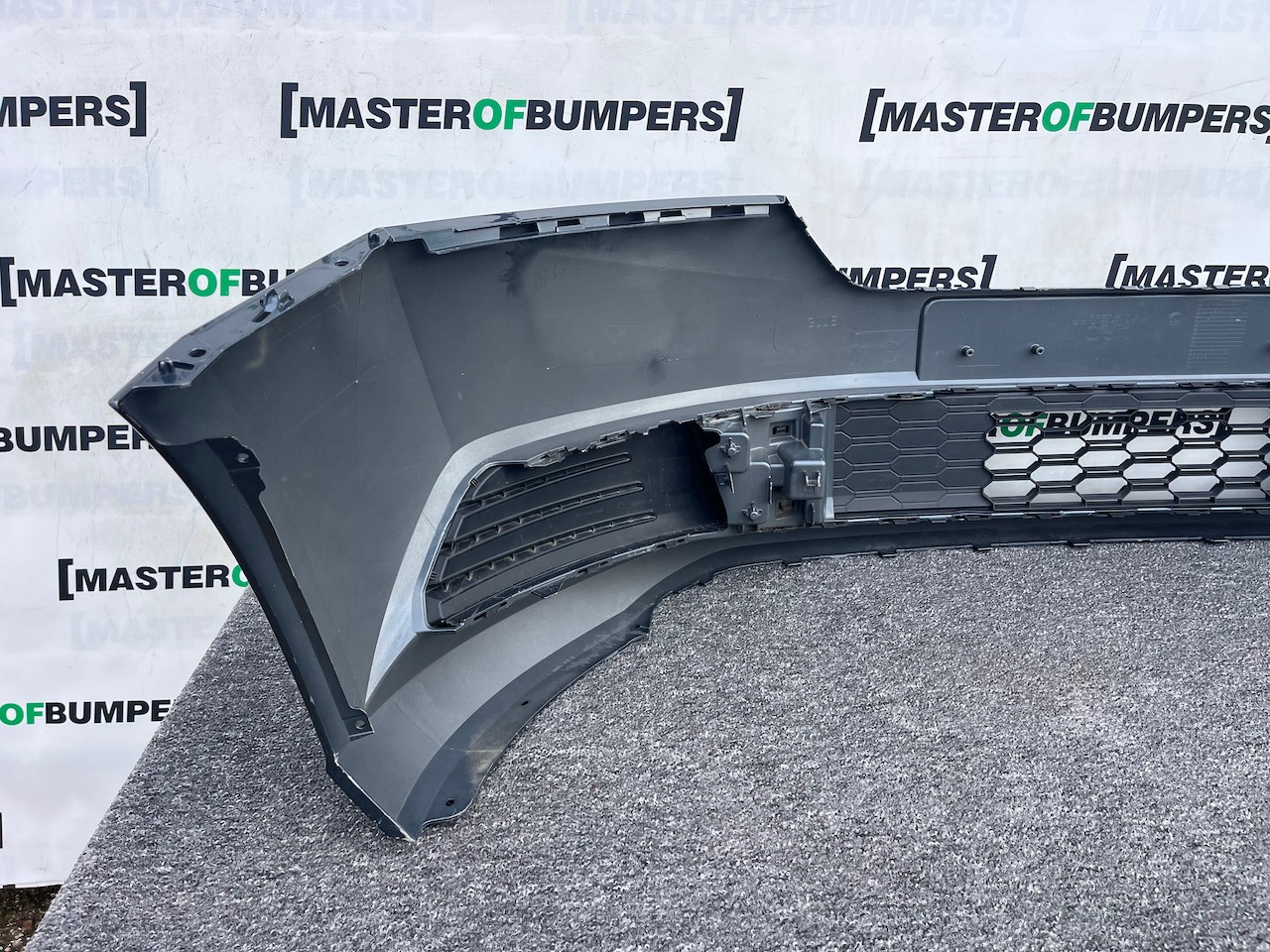 Skoda Fabia Hatchabck Esta Mk3 Lift 2018-2021 Front Bumper No Pdc Genuine [s679]