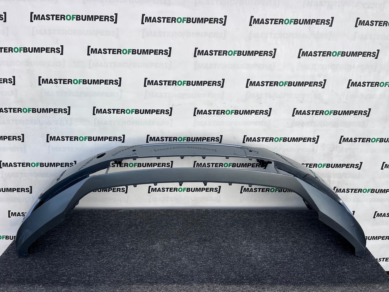 Skoda Superb Salon Estat Mk3 2015-2019 Front Bumper 4 Pdc + Jets Genuine [s686]