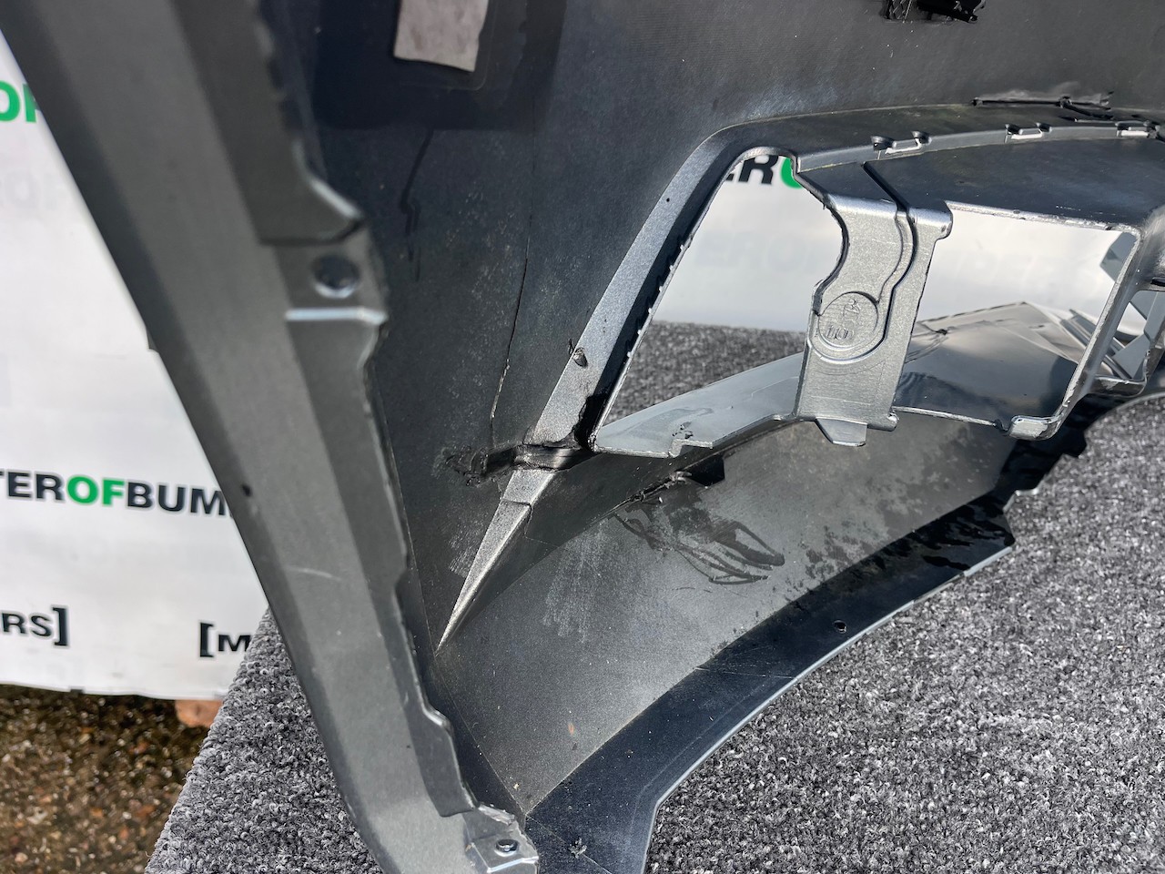 Skoda Superb Salon Estat Mk3 2015-2019 Front Bumper 4 Pdc + Jets Genuine [s686]