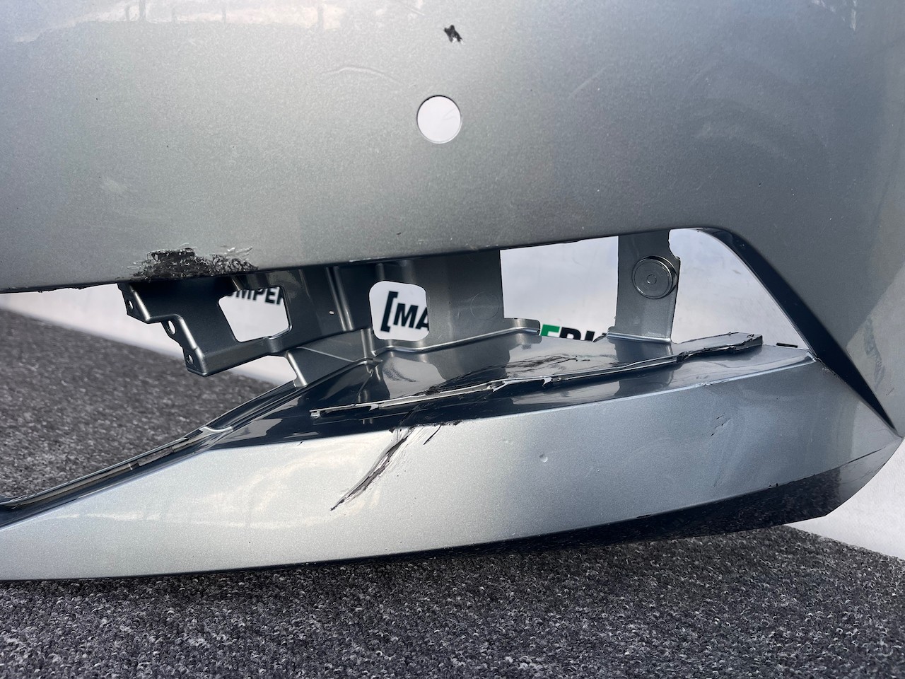 Skoda Superb Salon Estat Mk3 2015-2019 Front Bumper 4 Pdc + Jets Genuine [s686]