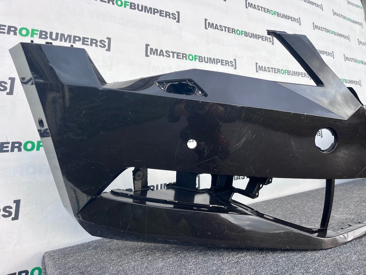 Skoda Superb Salon Estat Mk3 2015-2019 Front Bumper 6 Pdc + Jets Genuine [s685]