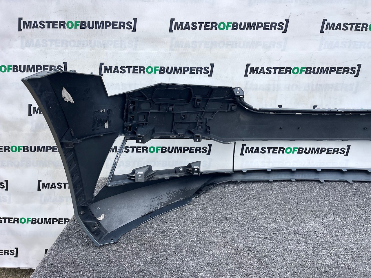 Skoda Superb Se Sel Mk4 2020-2023 Front Bumper No Pdc No Jets Genuine [s692]