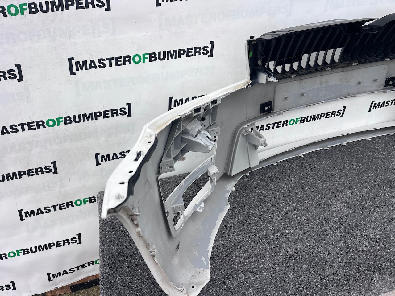 Skoda Octavia Vrs Mk3 2012-2016 Front Bumper 4 Pdc + Jets Genuine [s694]